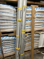 Rolladen ca 2 m breit und ca 1.30 m hoch führungschiene