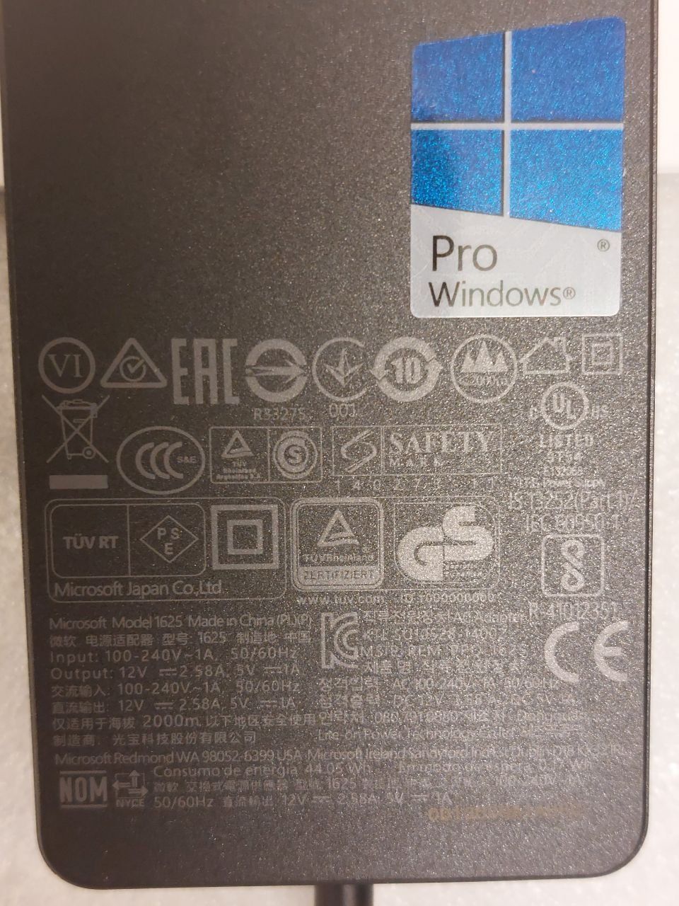 Microsoft Caricabatterie: Original Microsoft Surface Pro 4 Power Supply 👍 - 100% NEW – Nuovo (secondo la descrizione) da Pambio Noranco venduto da Pol69 2