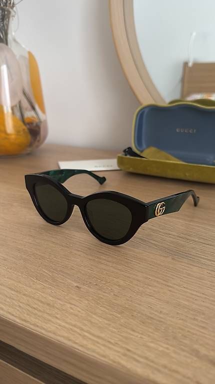 Occhiali & Lenti: GUCCI Sonnenbrille black/green – Usato da Zürich venduto da lbirringer