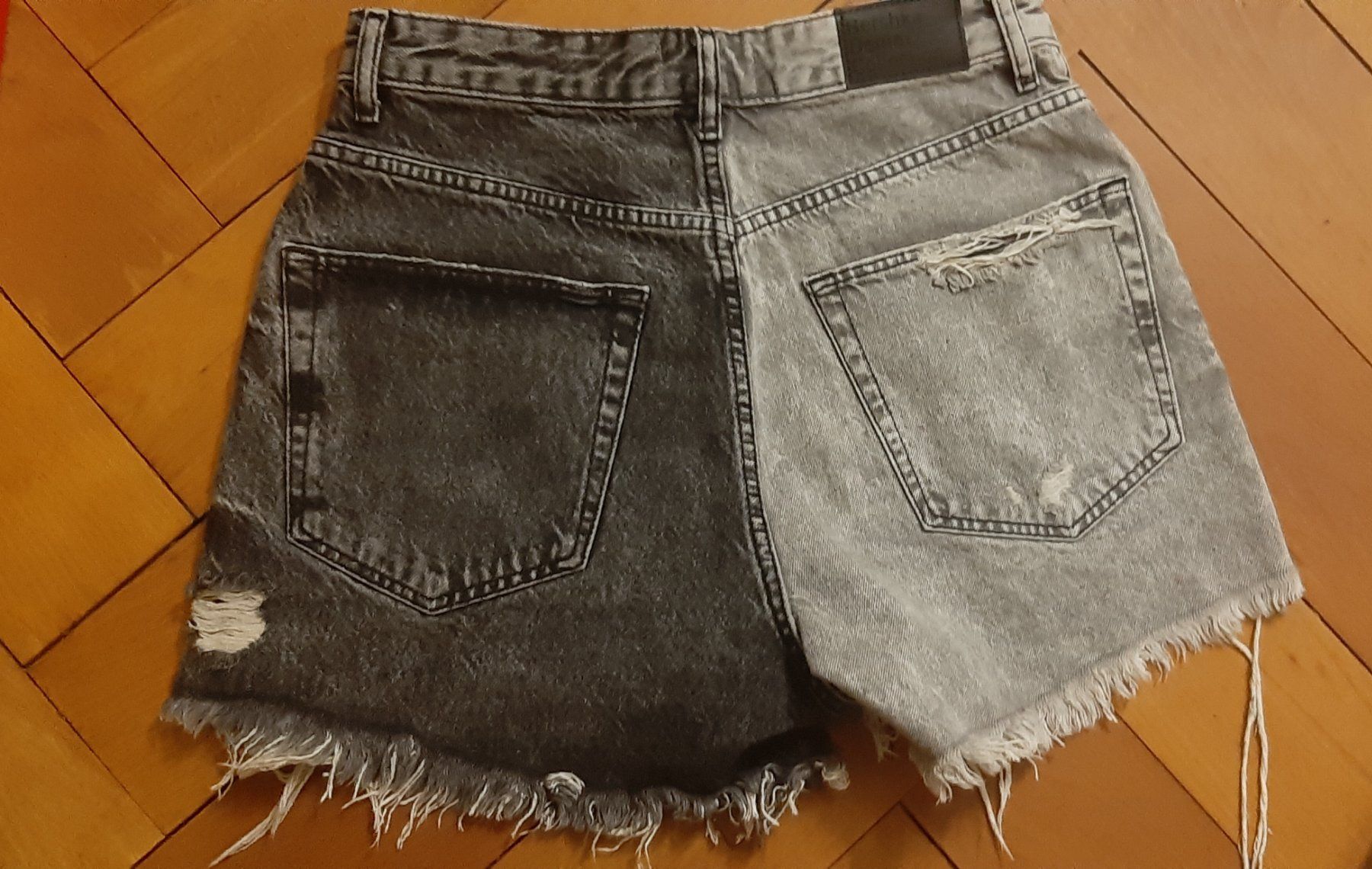 Jeans: Denim Shorts -Schwarz/ grau- Gr.38 – Gebraucht aus Zürich von Venecia25 4