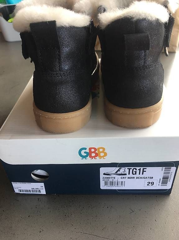 Chaussures garçon: Chaussures fourrées cuir GBB 29 – D'occasion à maules par sadso 1