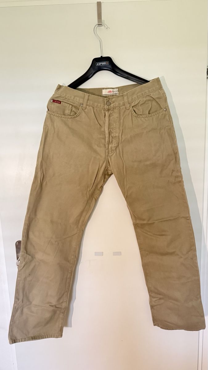 Lee Pantaloni: LeeCooper Men's Chino - W31L32 – Usato da Herrliberg venduto da Benben3000