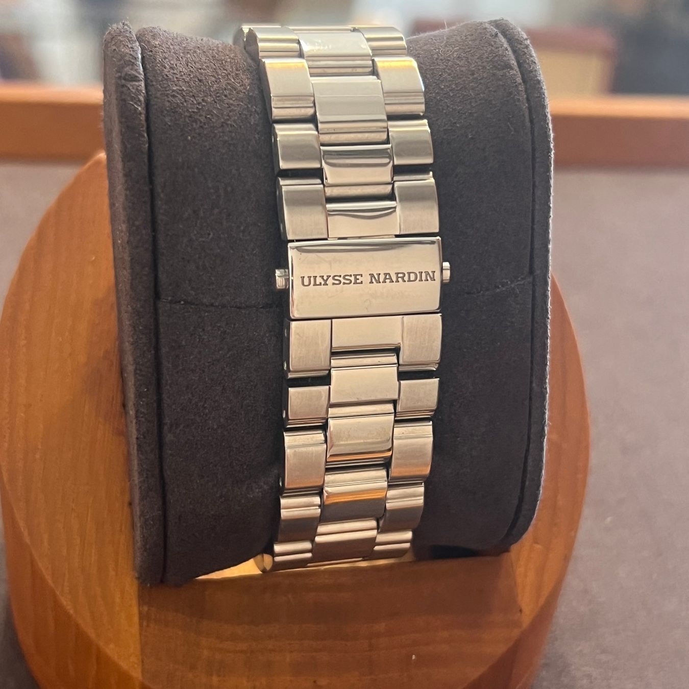 Ulysse Nardin Montres: Ulysse Nardin Marine White Dial Full Set 263-22 – D'occasion à Carouge GE par Watchaser 5