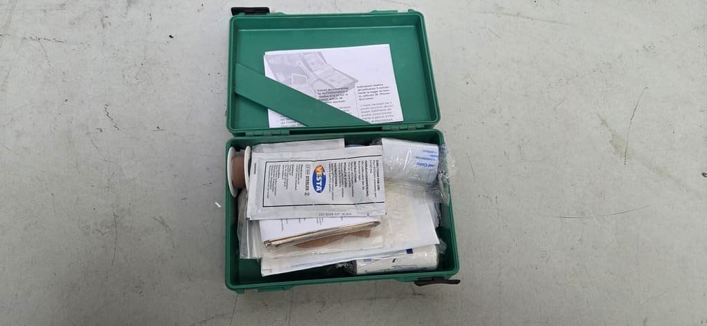 Kit di pronto soccorso: SUVA pro Erste-Hilfe-Kasten grün – Usato da Alpnach-Dorf venduto da Hess-Automobile 1