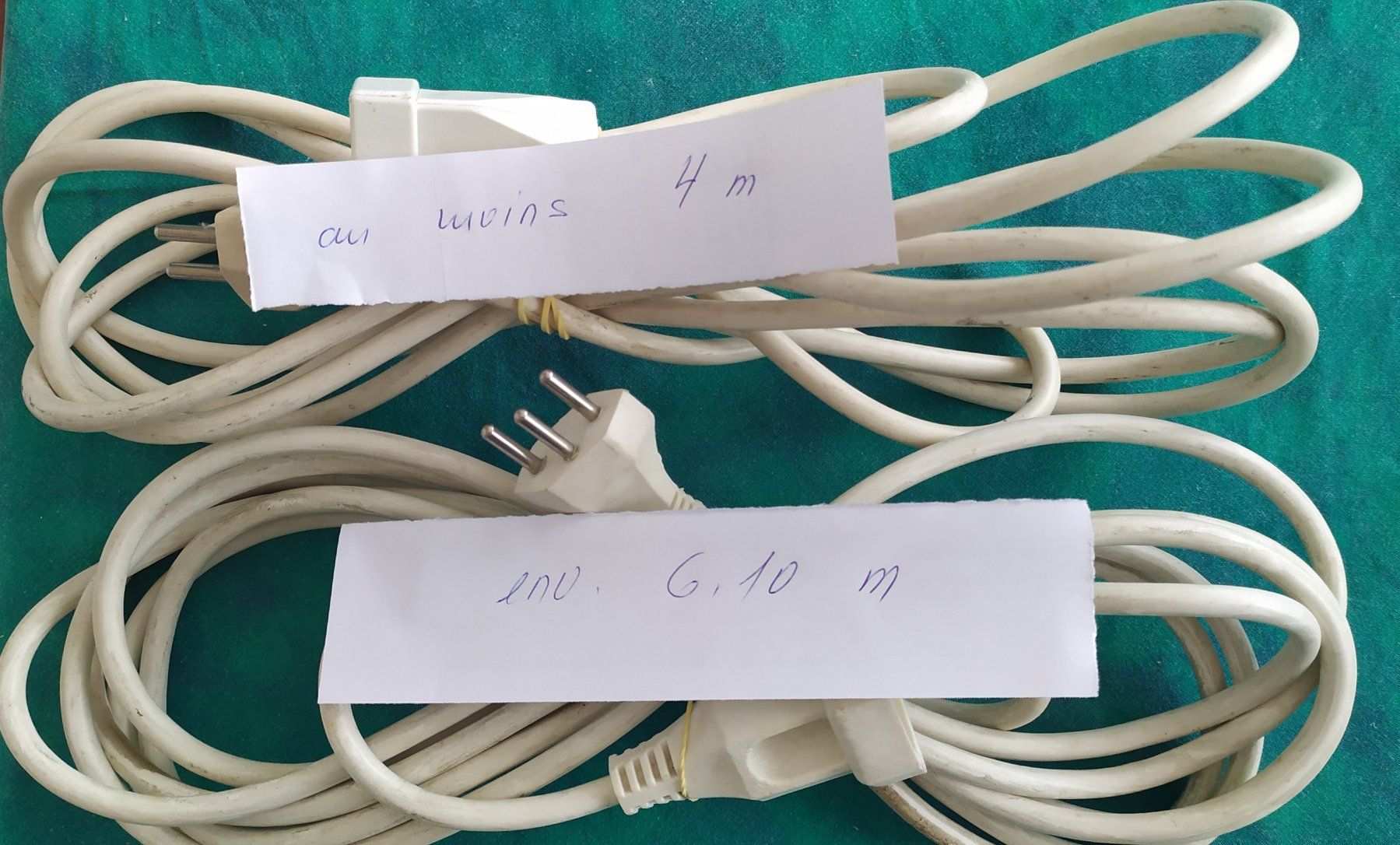 Cavi: 2 rallonges électriques, total environ 10 m – Usato da Chezard St-Martin venduto da Loucail 1