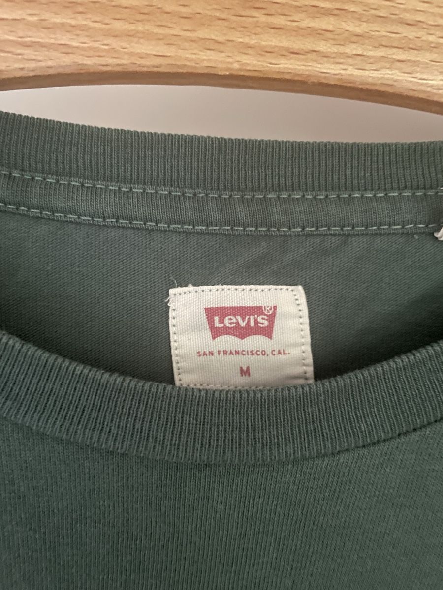 Levi's T-Shirts: Levis T-Shirt – Gebraucht aus Winterthur von Ga.-.li.-.Grue 1
