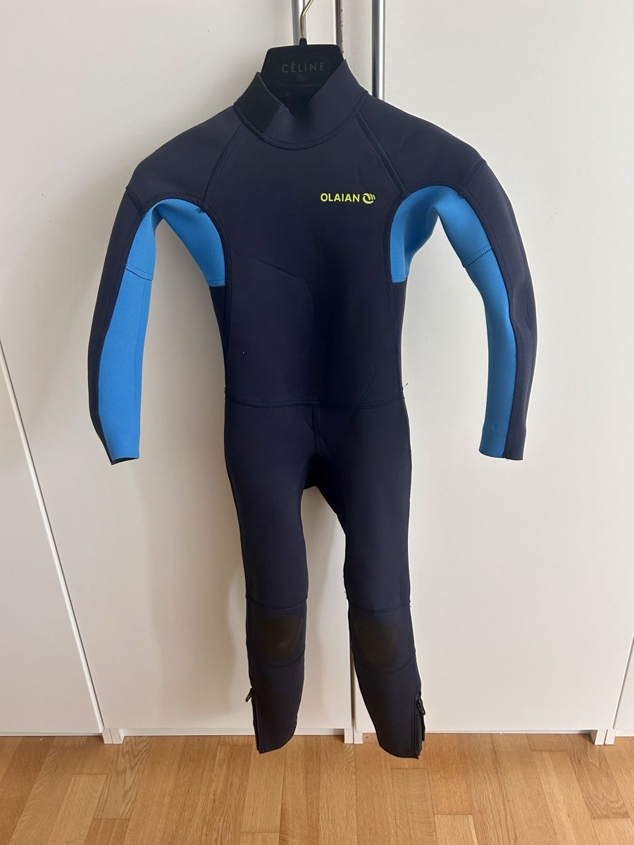 Decathlon Surfboards & Schwimmbrette: Surf Wetsuit - Kinder Neoprenanzug – Gebraucht aus Spreitenbach von LaMartina22