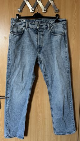 Stylische Herren Jeans, Grösse 44, Top Zustand!