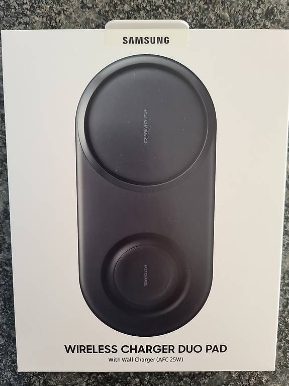 Caricabatterie: Samsung Wireless Charger Duo Pad – Usato da Roggliswil venduto da Nleu