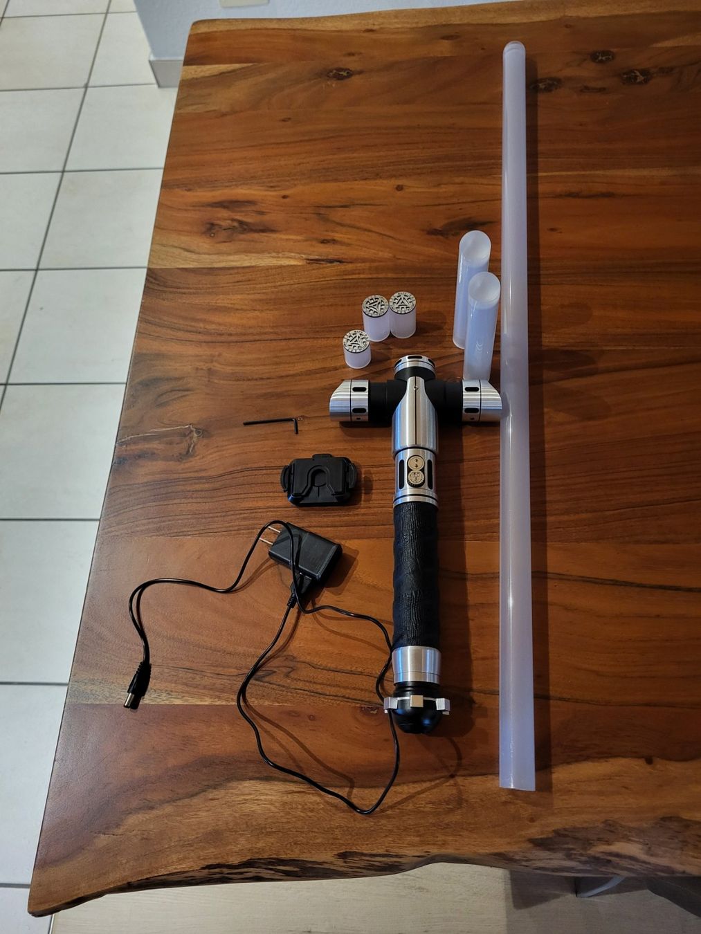 Altro per Film & Serie: Saberforge Crossguard Lichtschwert – Usato da Rothenthurm venduto da Lord-Ren 3