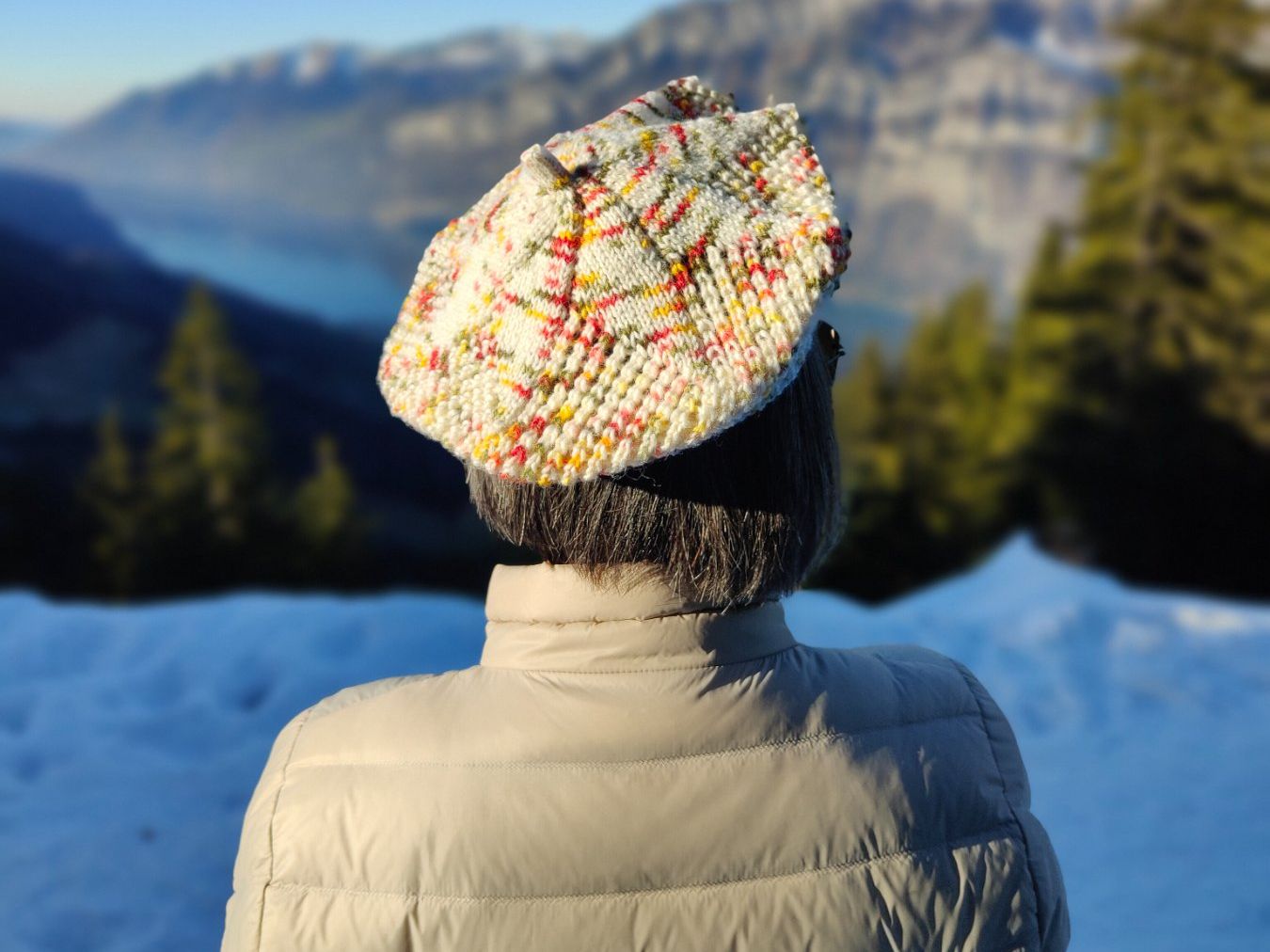 Copricapi, berretti & cappellini: Béret, Einzelstück, handgestrickt – Nuovo e nell'imballaggio originale da Rümlang venduto da 21f 3
