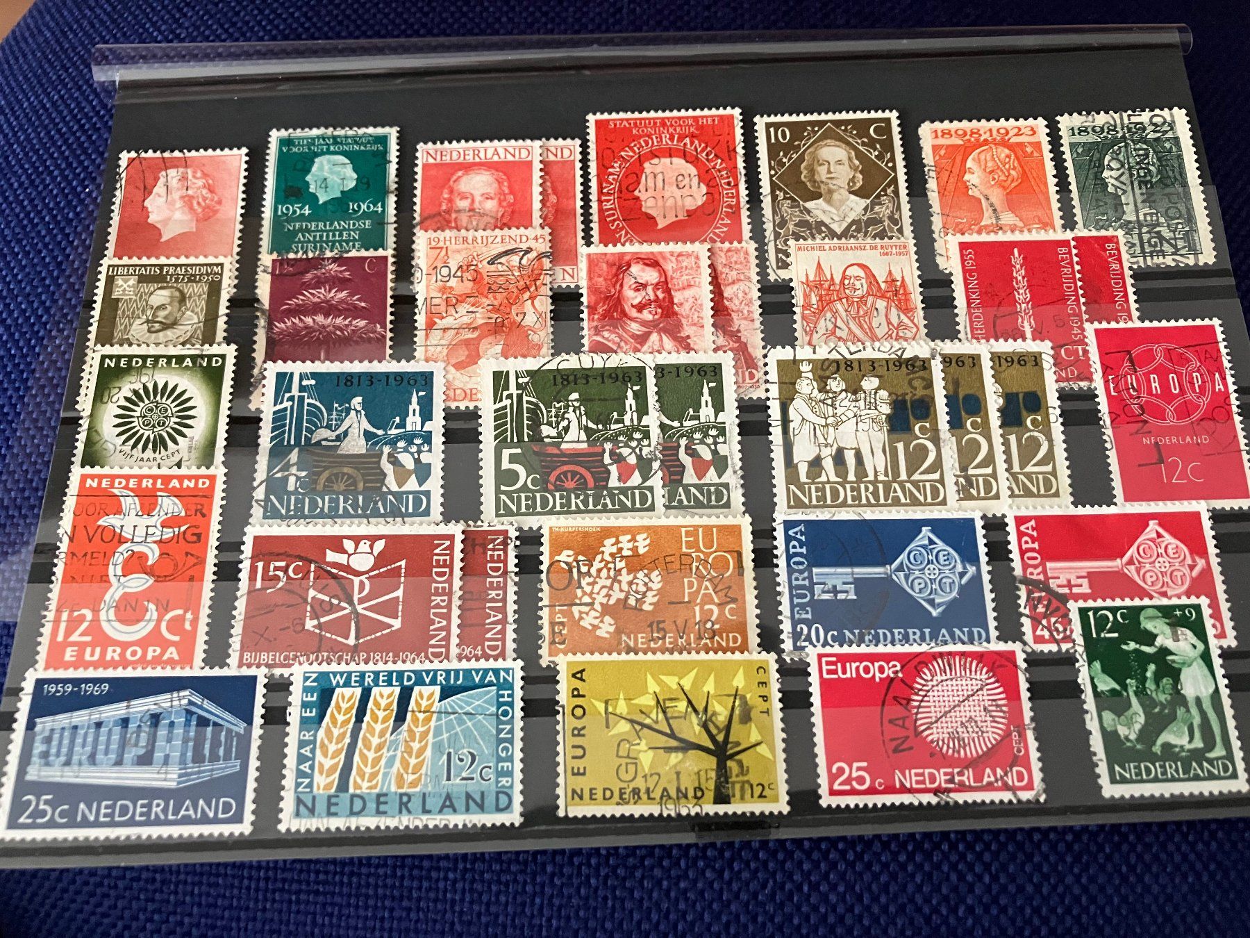 Tutti i francobolli: Briefmarken Niederlande – Usato da Bolligen venduto da Isebo 2