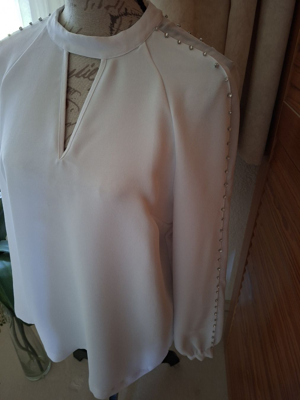 Guess Blusen: GUESS Bluse weiss Gr. L – Gebraucht aus Barzheim von spitz01 2