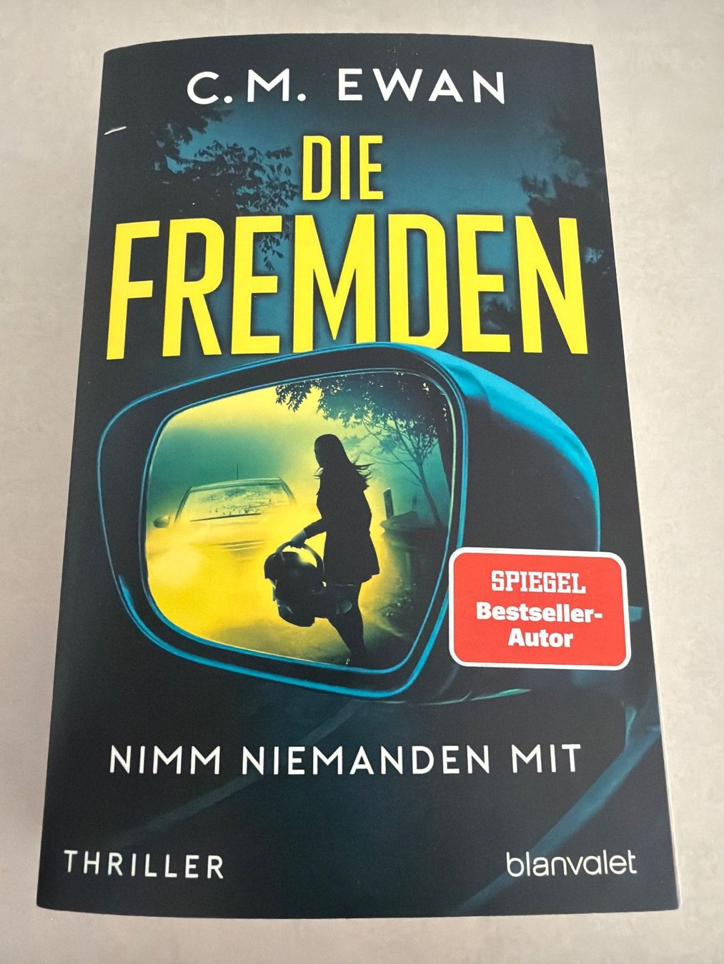 Livres: Die Fremden - C.M.EWAN – D'occasion à Lufingen par Geronimo17