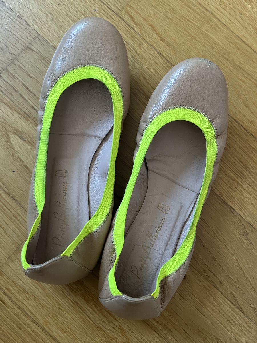 Scarpe da donna: Pretty Ballerinas beige Grösse 37  – Usato da Stadel venduto da Comporta