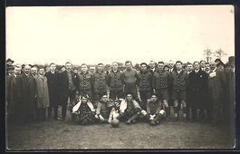 Foto-AK Berlin-Moabit, Fussball-Verein S
