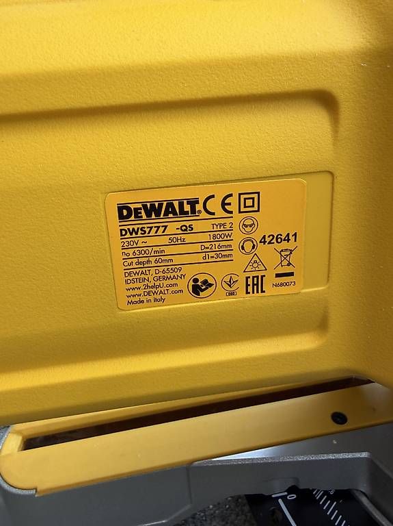 Seghe: DeWalt Kappsäge + Gehrungssäge – Usato da Bussnang venduto da porschems 3