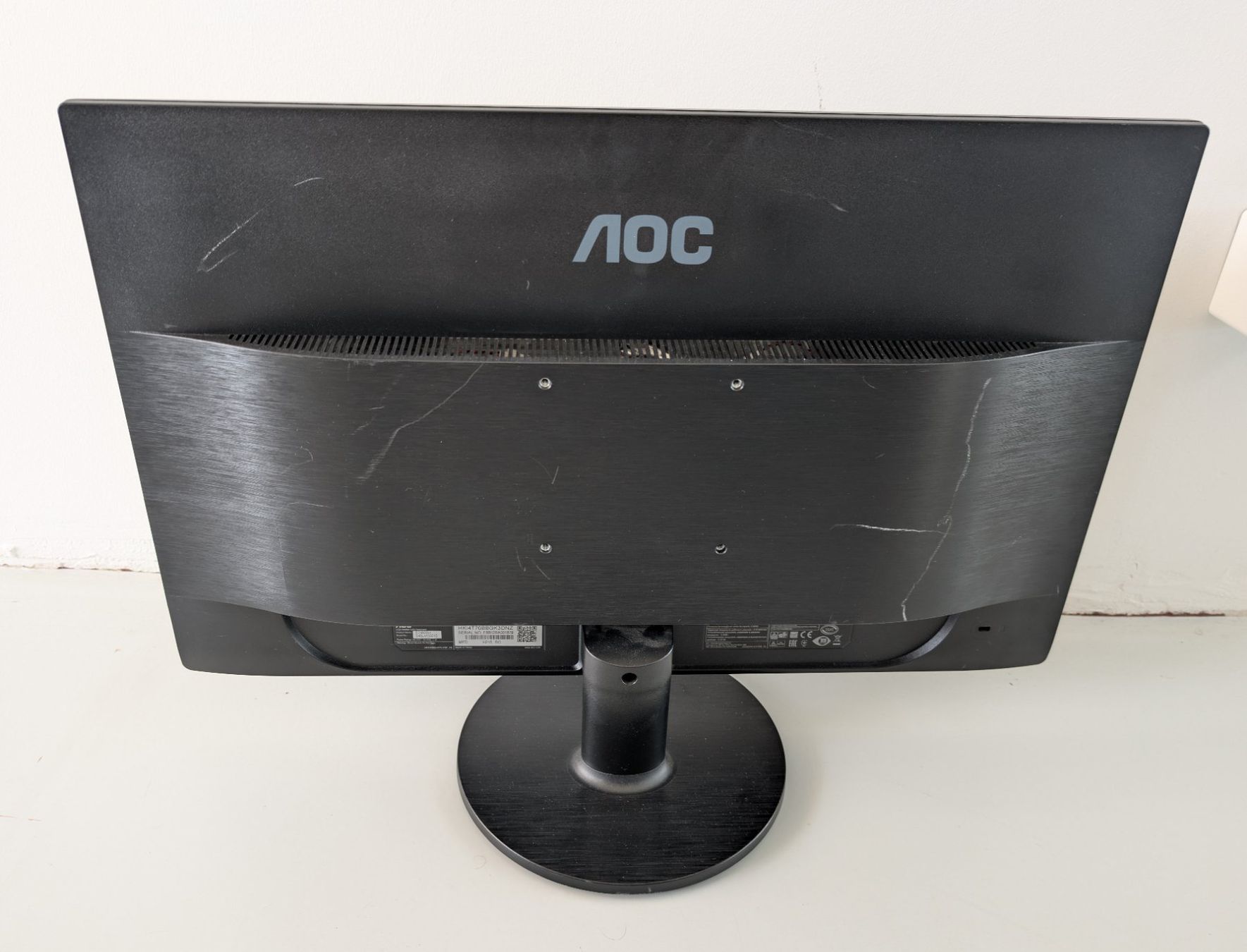 AOC Monitor: AOC 24" Monitor E2460SH – Usato da Dietlikon venduto da ComdatAG 2