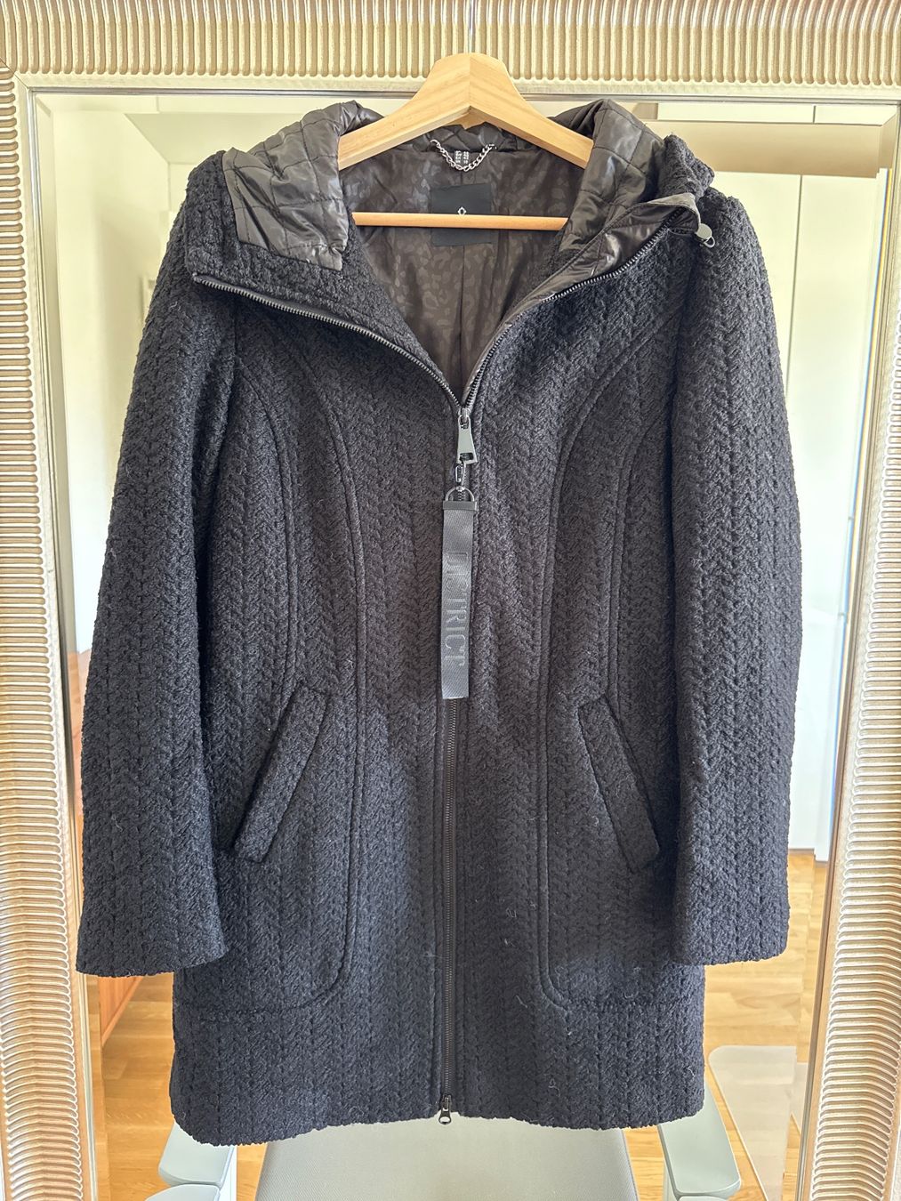 Mäntel: Schwarzer Damen Wintermantel Gr. 38/40 – Gebraucht aus Reinach BL von SophiesFundgrube