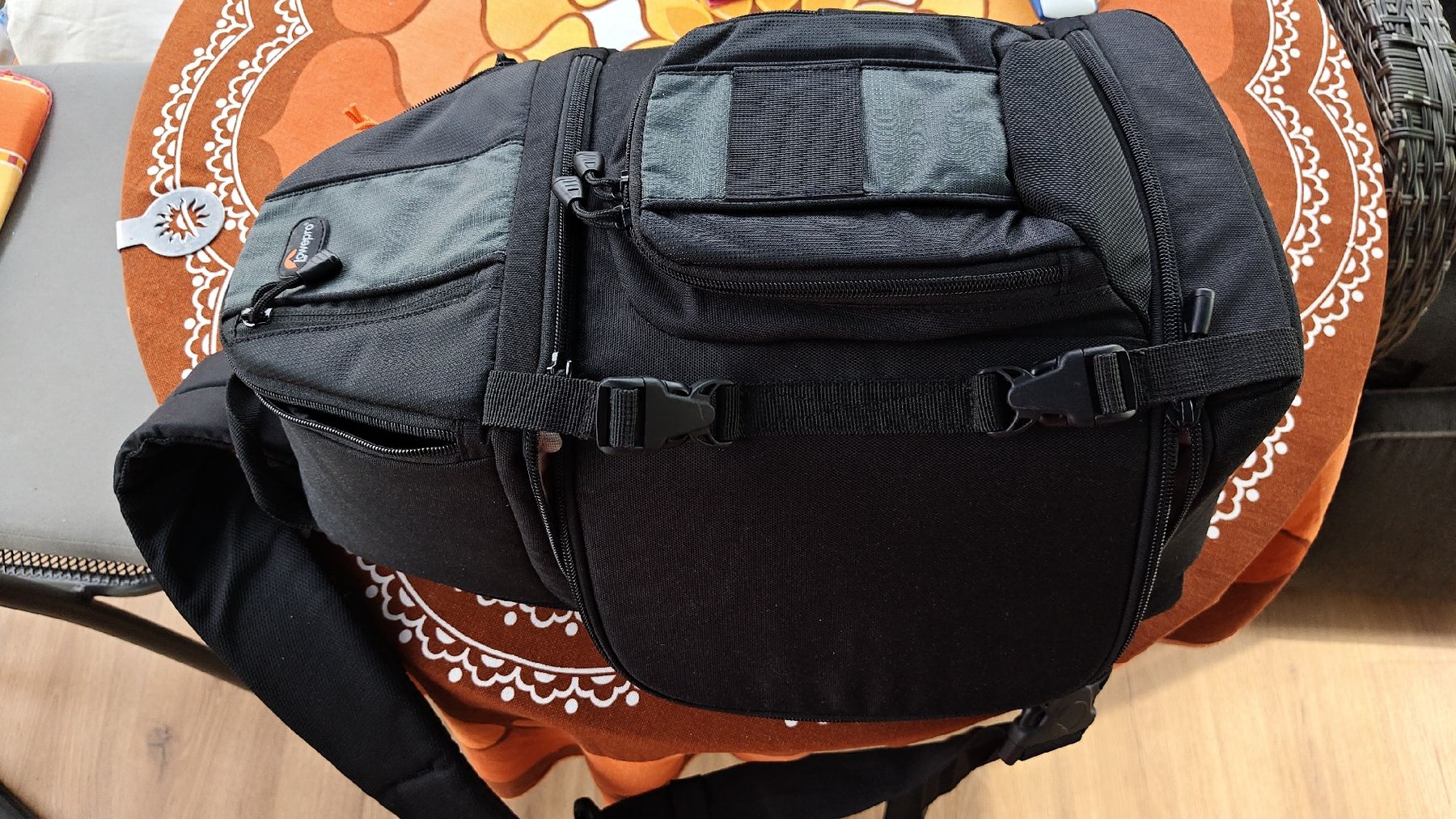Olympus Kamera: Olympus OM-D E-M10, avec accessoires – Gebraucht aus Sugiez von clo_76gd 7