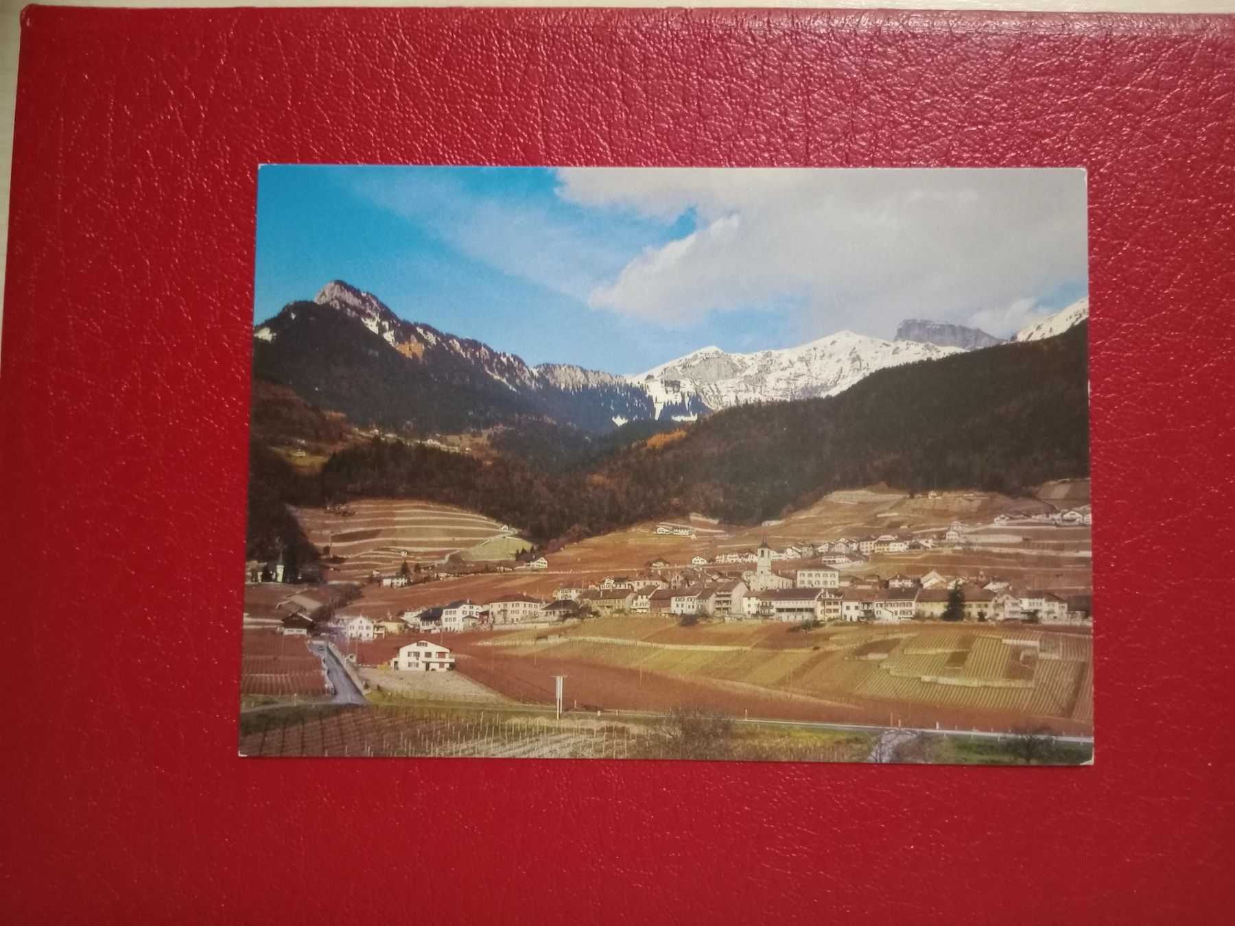 Cartes postales: Yvorne Waadt Gesamtansicht – D'occasion à Küttigen par Melisch1000