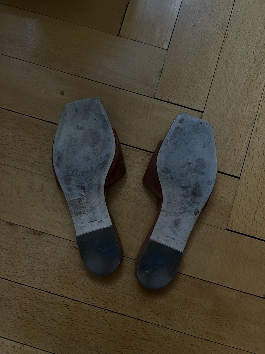 Aeyde Scarpe da donna: Aeyde Wildleder Pantoletten, Anna Slides – Usato da Luzern venduto da Soeuv 3