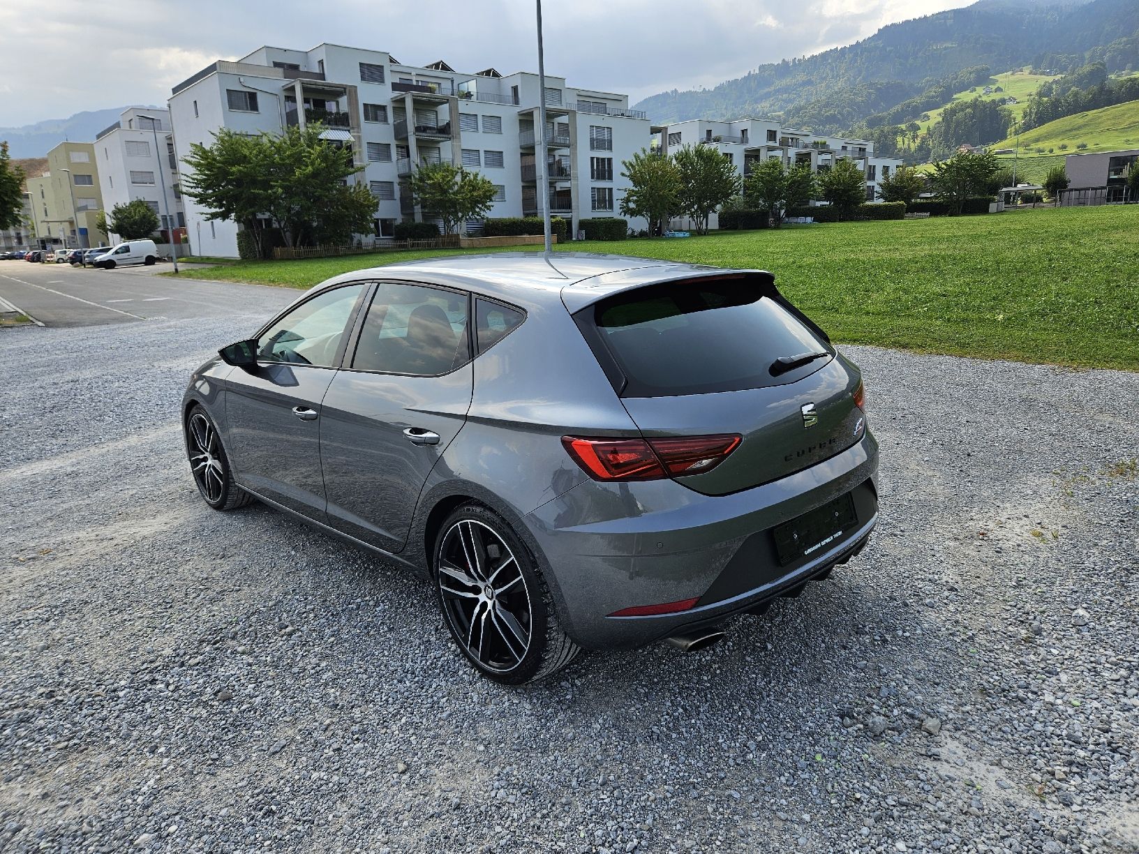 Seat Automobili: Seat Leon Cupra 300 – Usato da Galgenen venduto da manuelk96 1