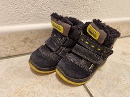 Winterschuhe 23