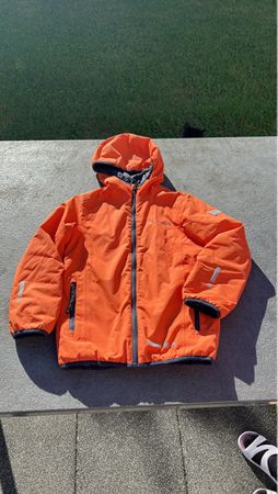 Orange Übergangsjacke mit Kapuze, Grösse 128, Top Zustand