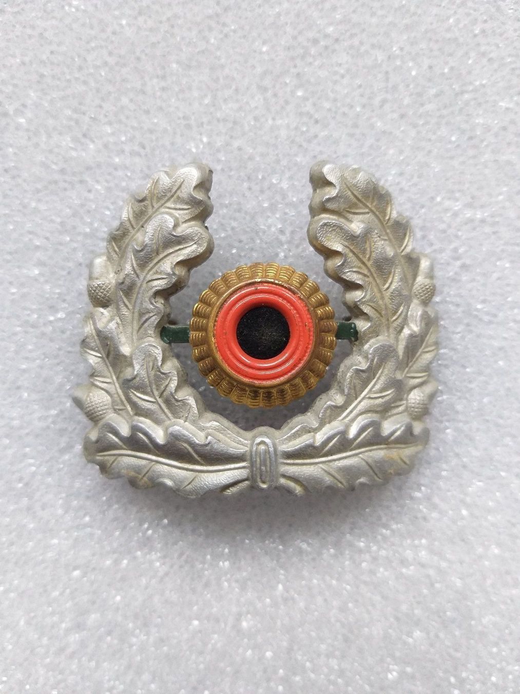 Placchette & Badge: Mützenkranz & Kokarde Bundesgrenzschutz – Usato da Bauma venduto da SwissMilitaria