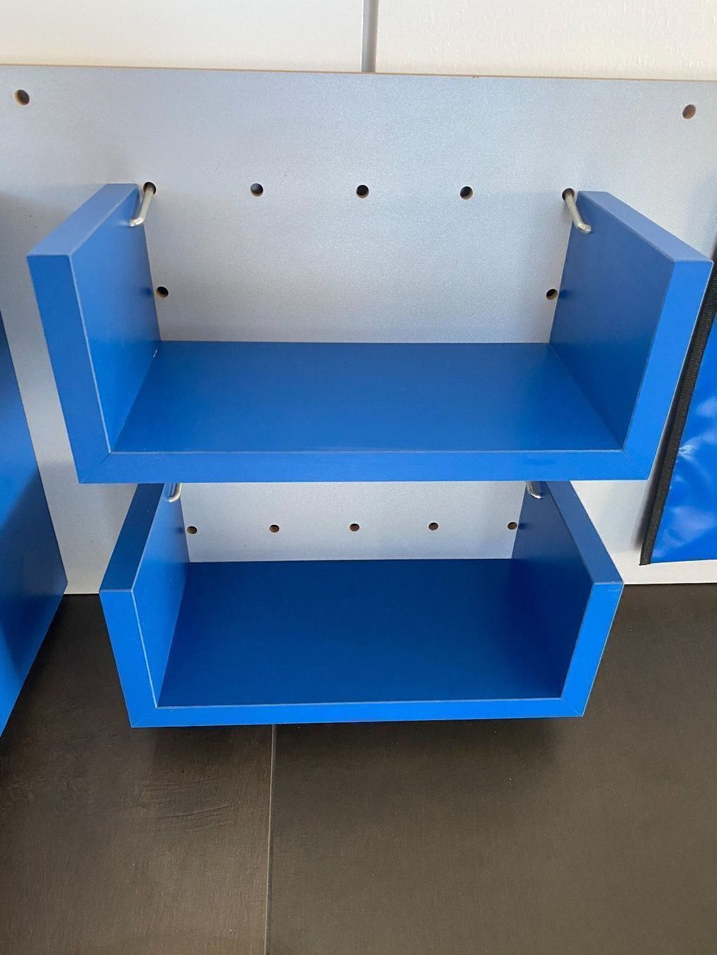 Scrivanie: Panneau de bureau Zemolino – Usato da Delémont venduto da Ma_LoU.01 2