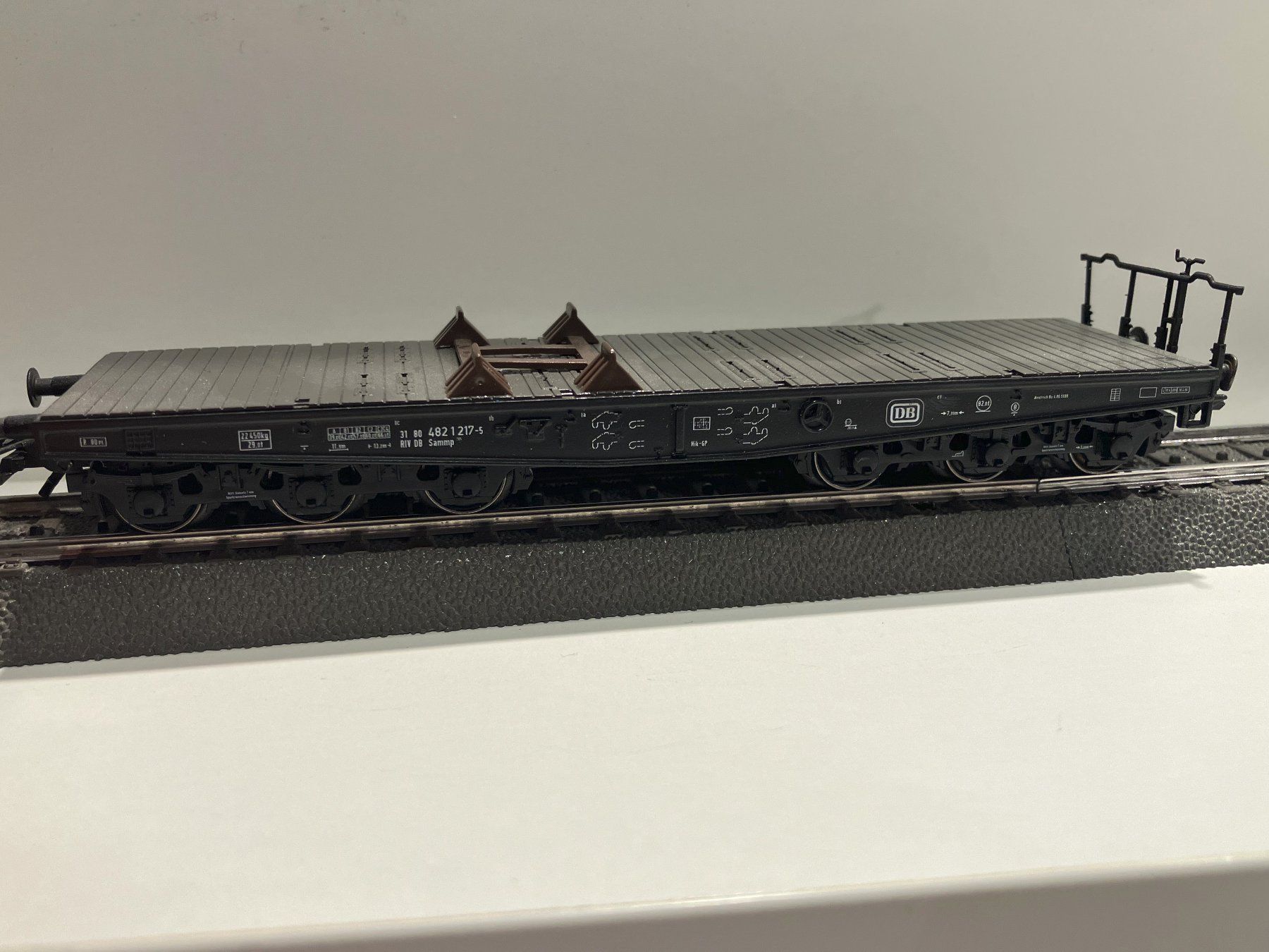 Märklin Modellini di ferrovie: märklin; schwerlastwagen DB mit FW-Auto – Nuovo (secondo la descrizione) da solothurn venduto da Lrz74 5