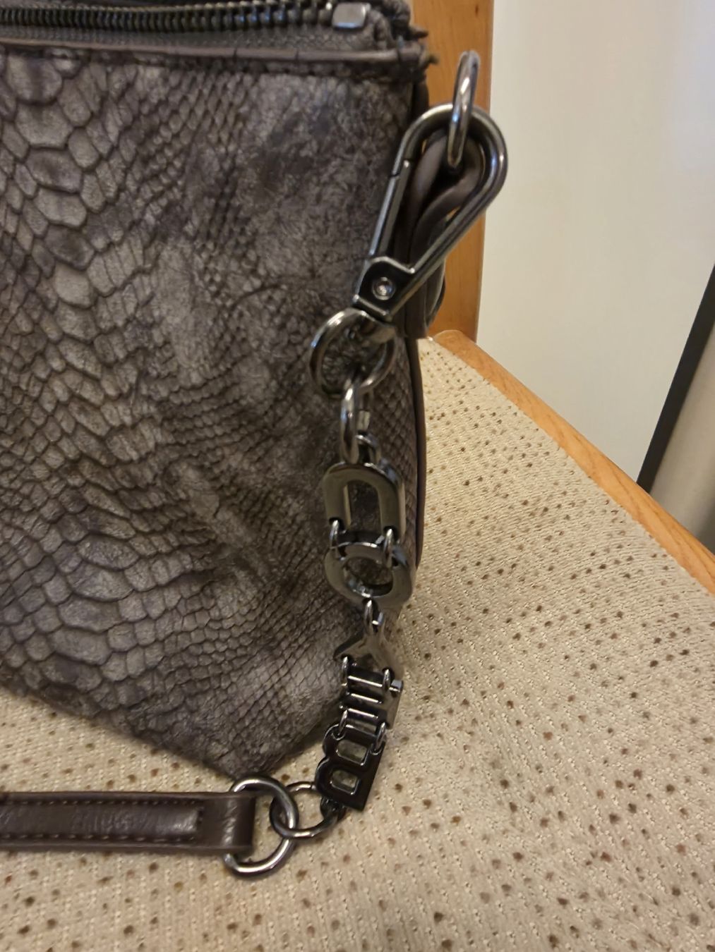 Desigual Borse da donna: Desigual Shoulderbag  – Usato da Schaffhausen venduto da H.Green 4