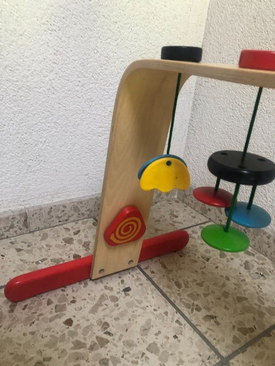 Ikea Jouets: Spielbogen aus Holz von IKEA – D'occasion à Bassersdorf par sammelfloh 1