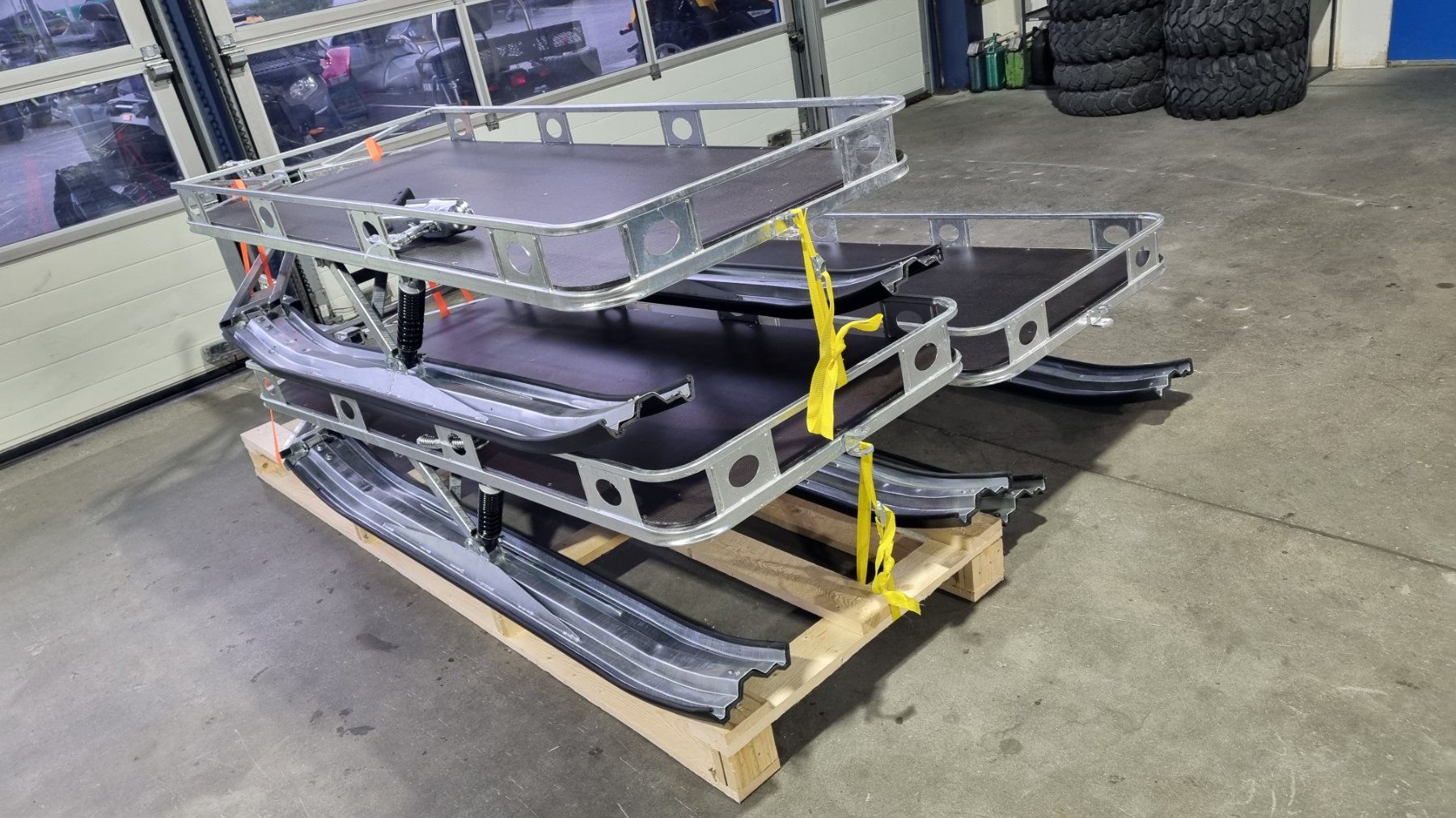 Altro: Snowmobil oder ATV Anhänger – Nuovo (secondo la descrizione) da Trimmis venduto da 0004 5