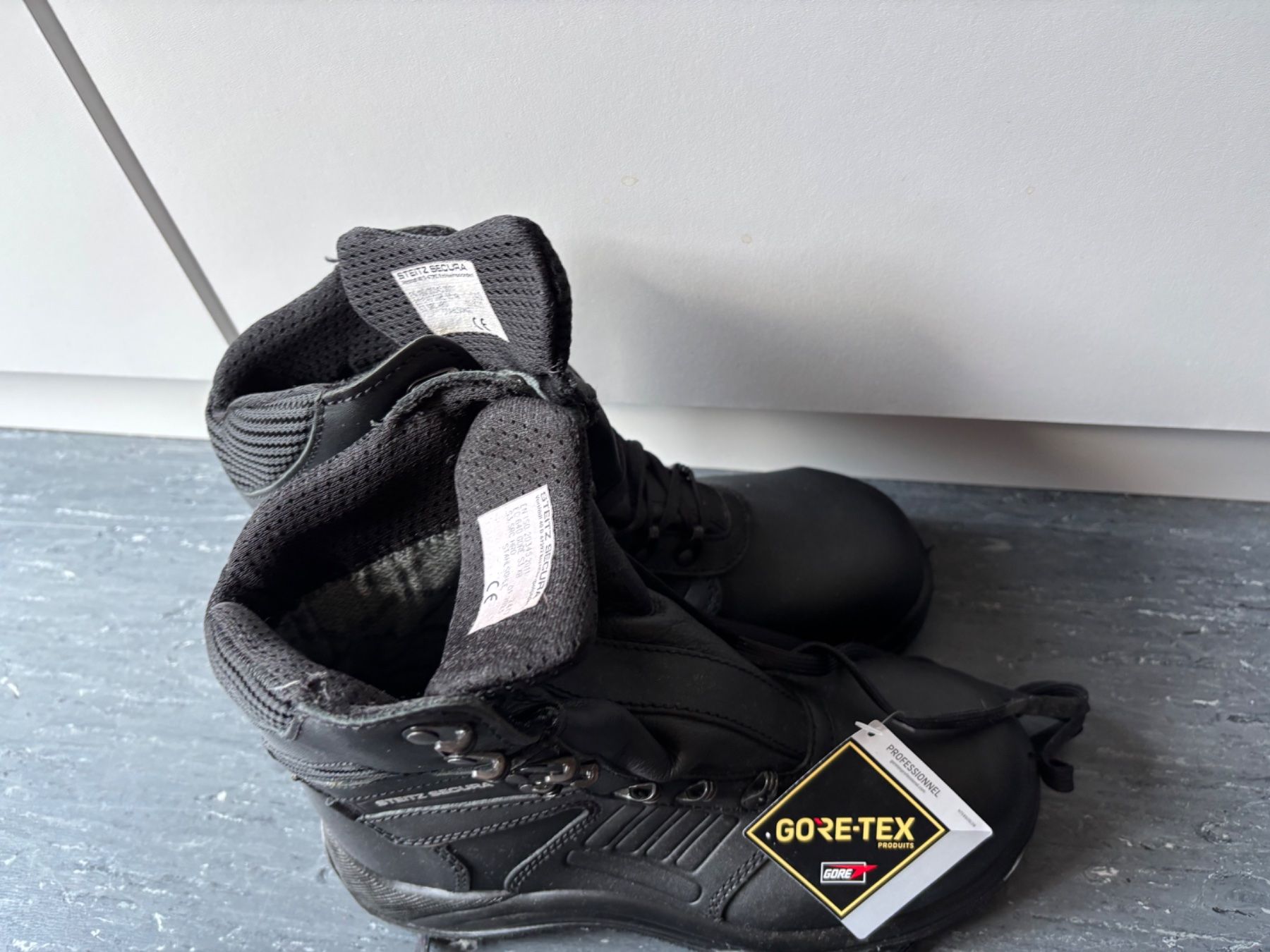 Chaussures hommes: Gortex Steiz Secura Stahlkappe Gr. 38 – Neuf (Voir description) à Basel par non_289x 2