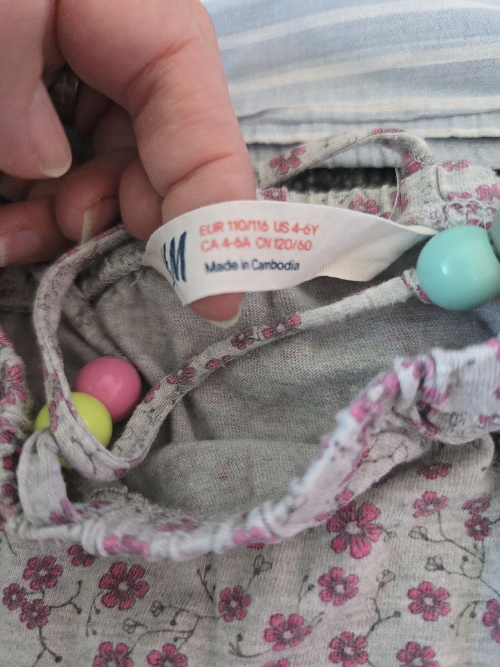 Lotti & Set di vestiti: Kleiderpaket Mädchen Gr. 104/110 – Usato da Unterentfelden venduto da Panda-87 2
