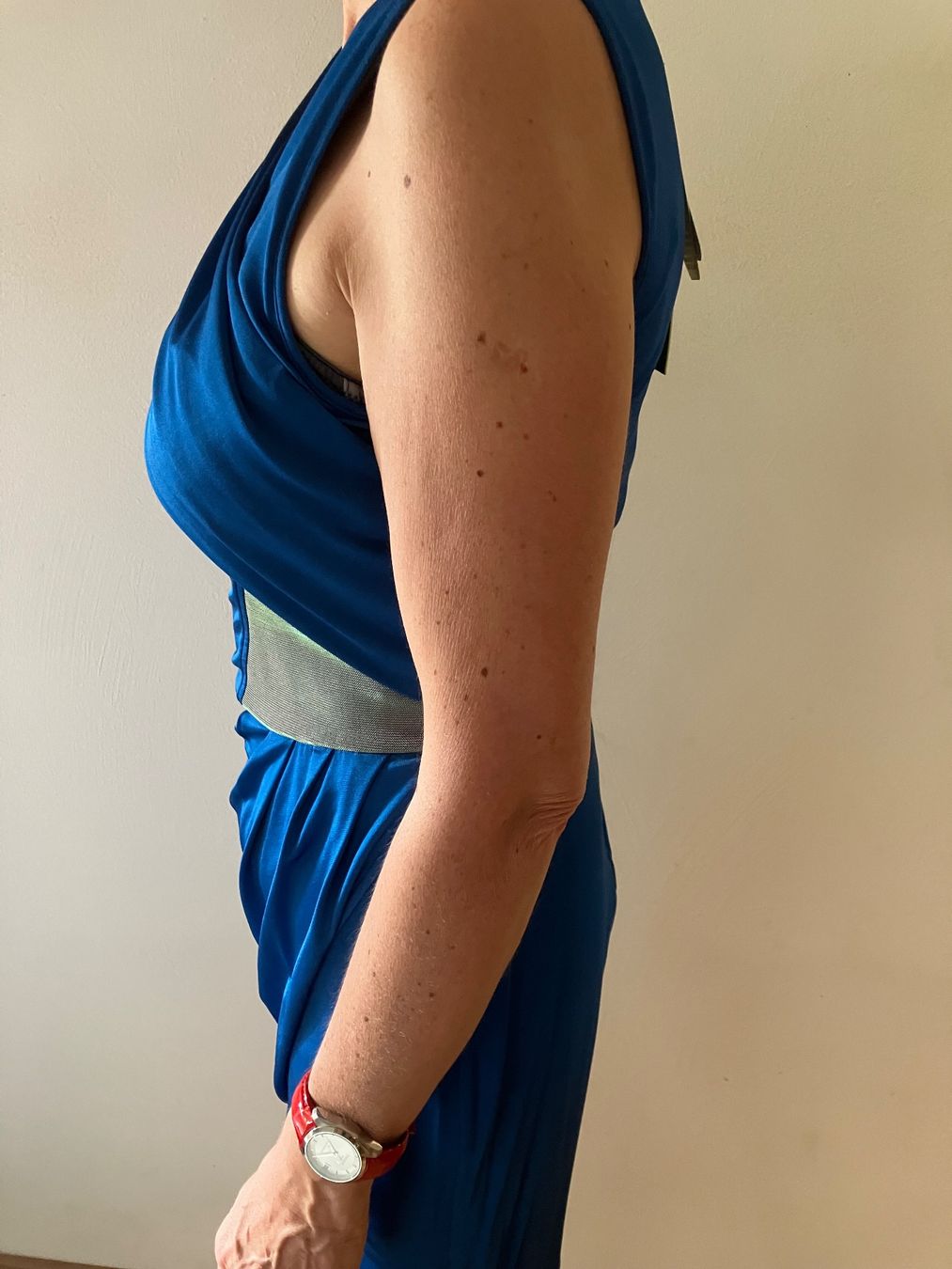 Versace Vestiti: Versace Kleid Gr.42 NEU – Usato da Erlenbach im Simmental! venduto da Simmentaler-Perlen 1
