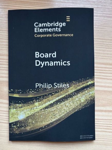 Bücher: Cambridge Elements: Board Dynamics - Top Zustand! – Neu und originalverpackt aus Weissbad von Studently