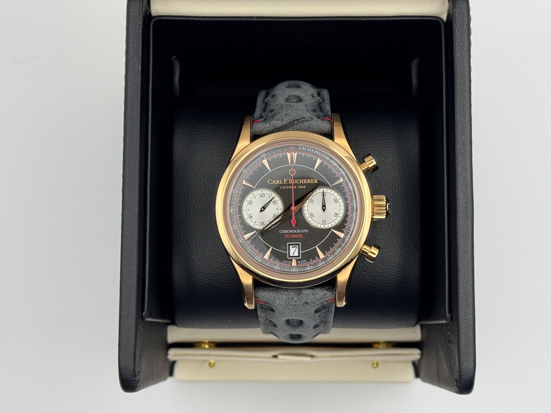 Bucherer Orologi: CARL F. BUCHERER Manero Flyback 43 mm Chronograf – Nuovo (secondo la descrizione) da Luzern venduto da Cabriolet 1