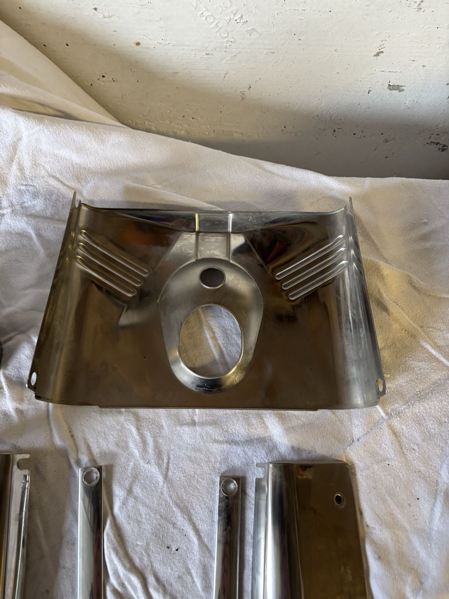 Harley-Davidson Tutti i ricambio per moto: Harley Davidson Gabelverkleidung 7 Teilig – Usato da Schötz venduto da Harley35 2