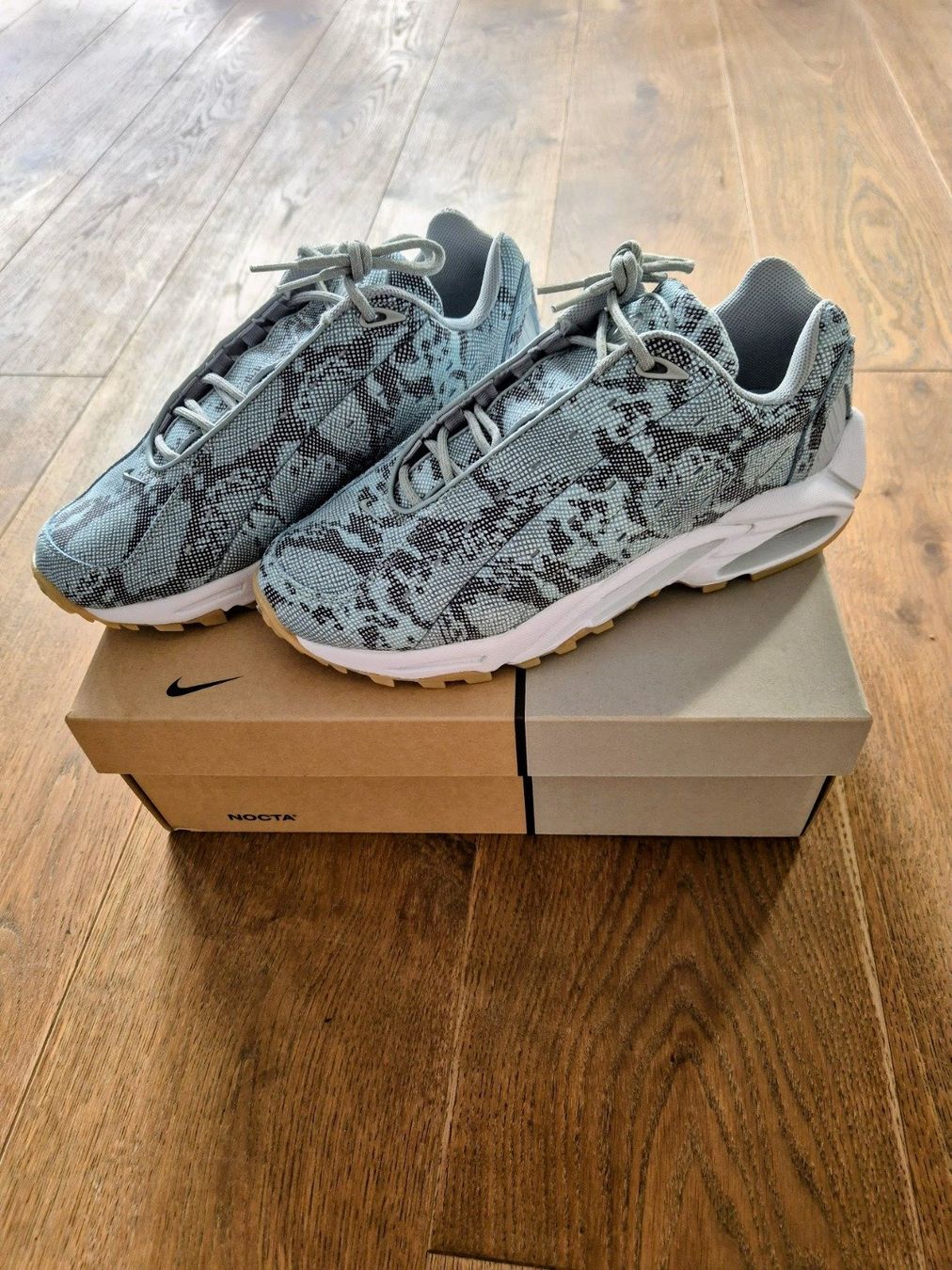 Nike Scarpe da uomo: Nike Hot Step Air Terra Drake NOCTA – Nuovo e nell'imballaggio originale da Orpund venduto da Gredouille