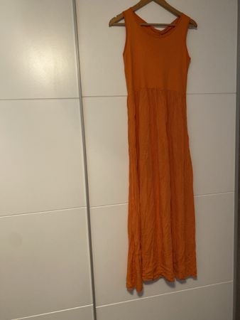 Langes Sommerkleid orange Grösse M 