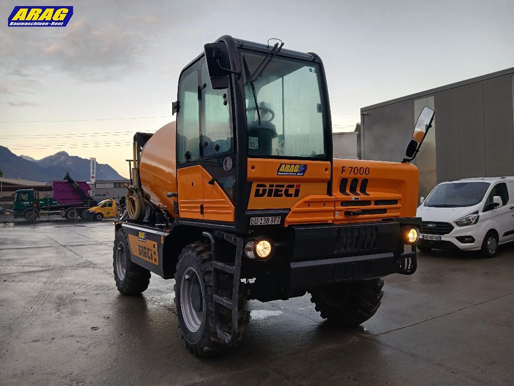Tutte le macchine: Dieci F7000 Fahrmischer – Usato da Hasle LU venduto da Arag08 6