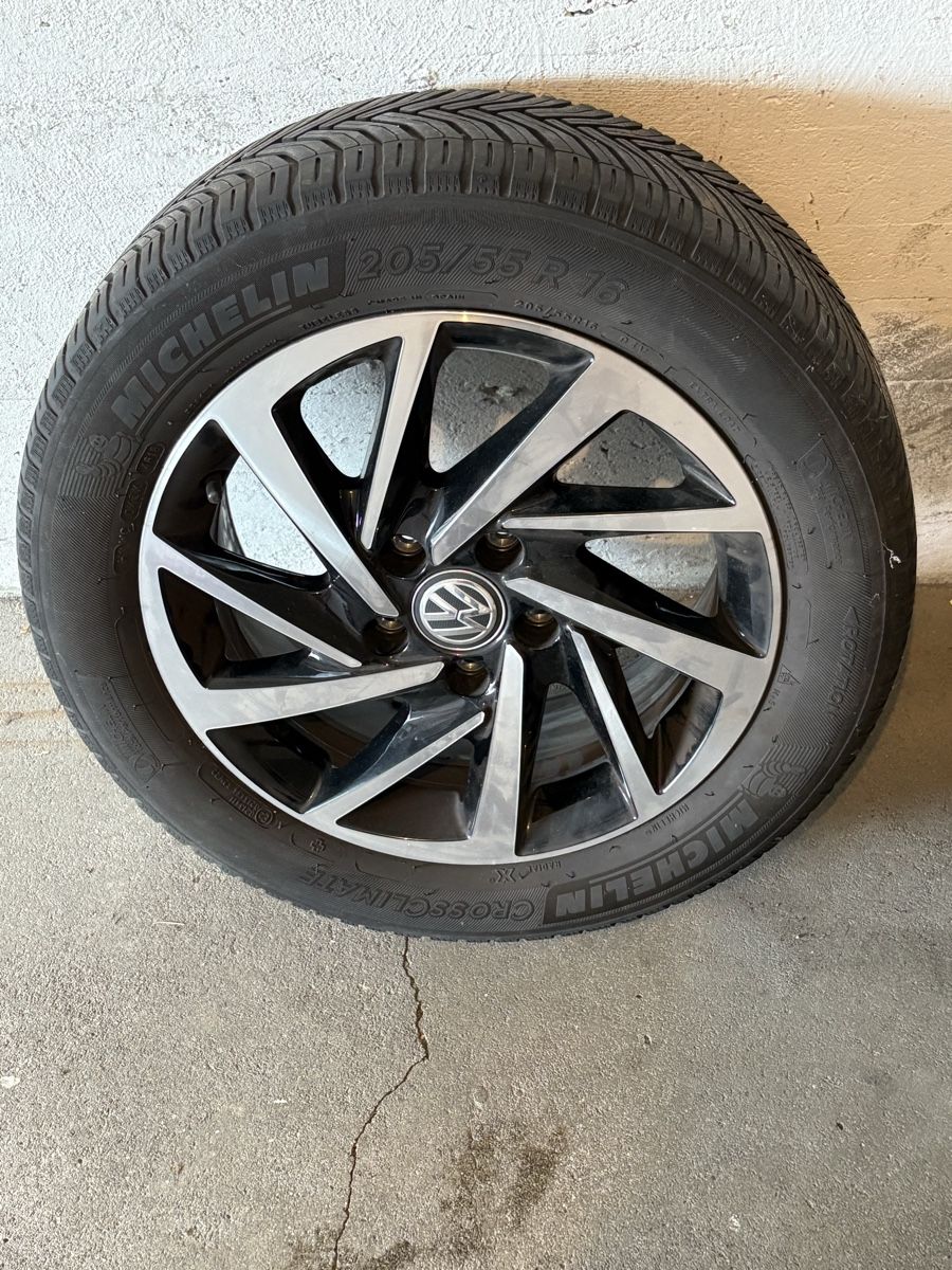 Pneumatici & Ruote complete: Original Reifen VW – Usato da Sargans venduto da AmineA