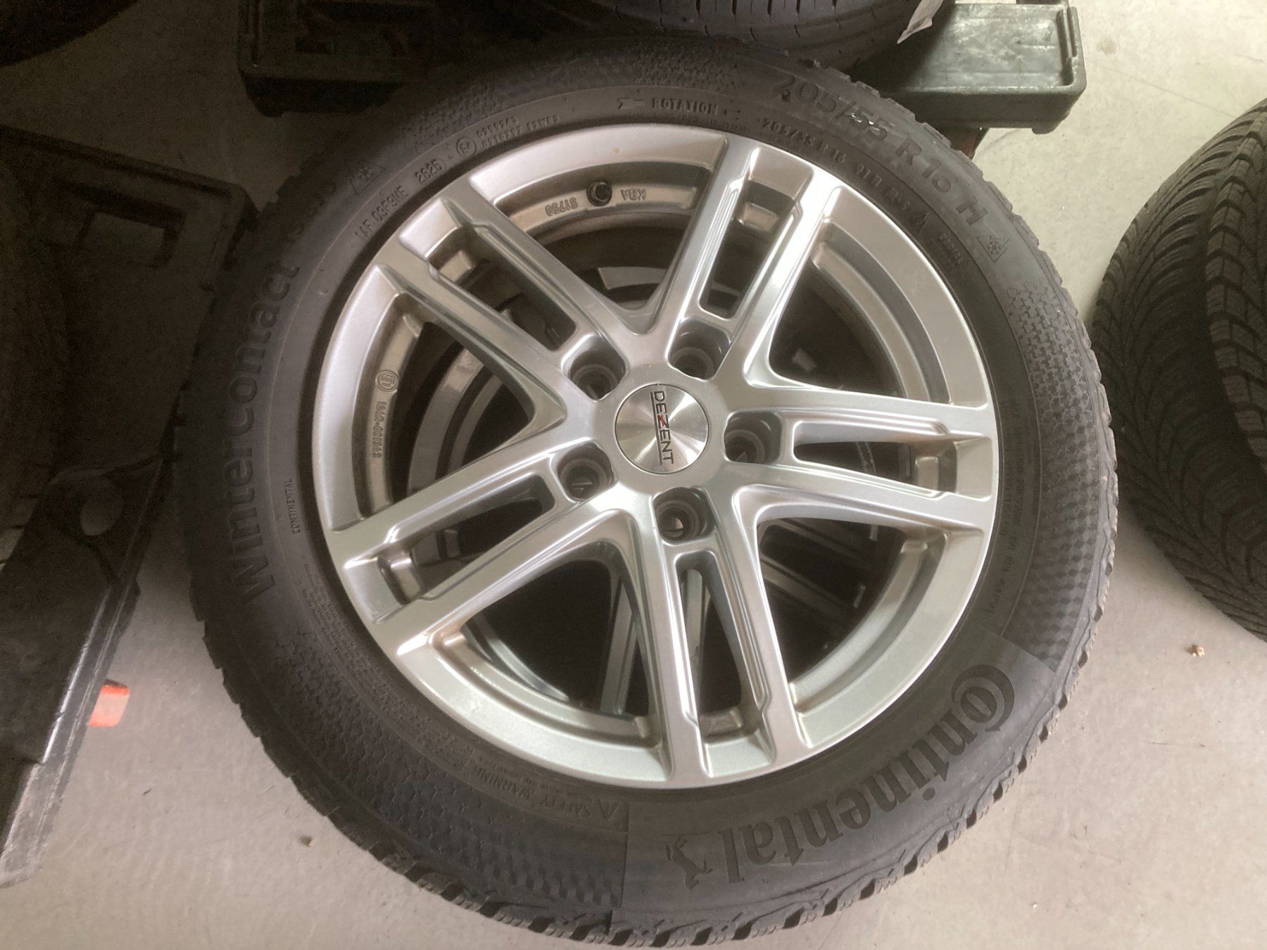 Kia Pneumatici & Ruote complete: 205/55R16 Winterräder Kia Ceed Continental – Usato da Cham venduto da WB2223 3