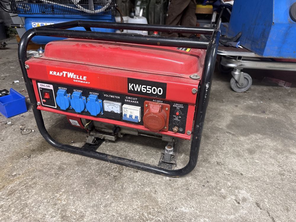 Kraftwelle Generator KW6500 Läuft nicht an (Defekt) in Rehetobel für ...