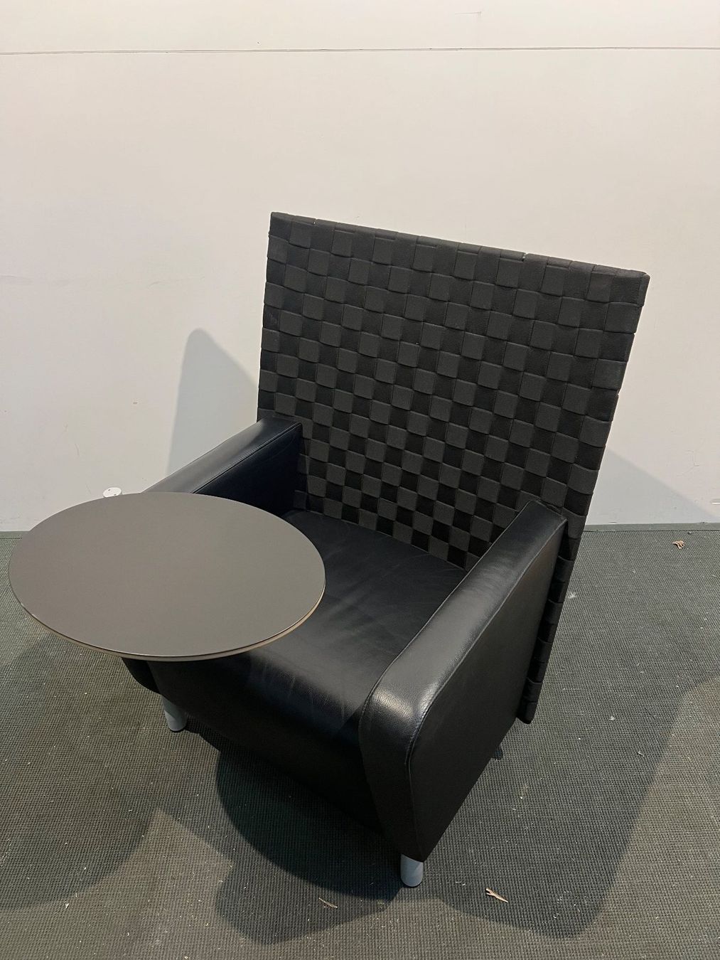 Poltrone: Blitzauktion! DIETIKER Webb Lounge Sessel – Usato da Wangen an der Aare venduto da TBYN 1