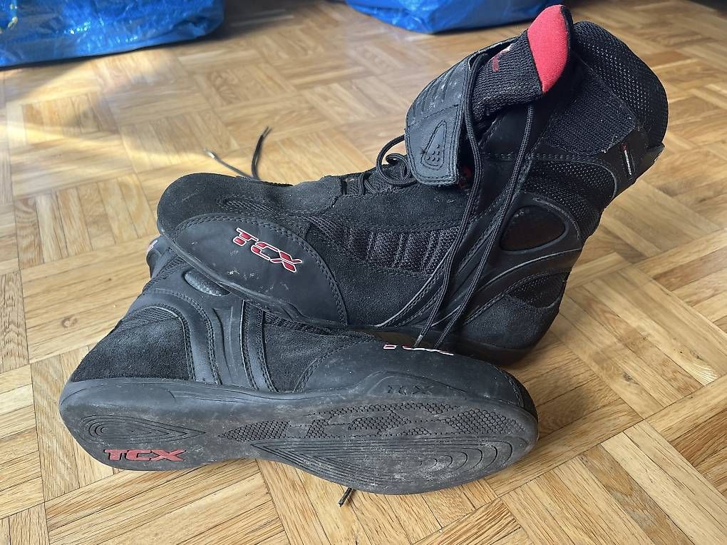 Scarpe da donna: Neuwertige tcx Boots – Usato da Baar venduto da MelMel04