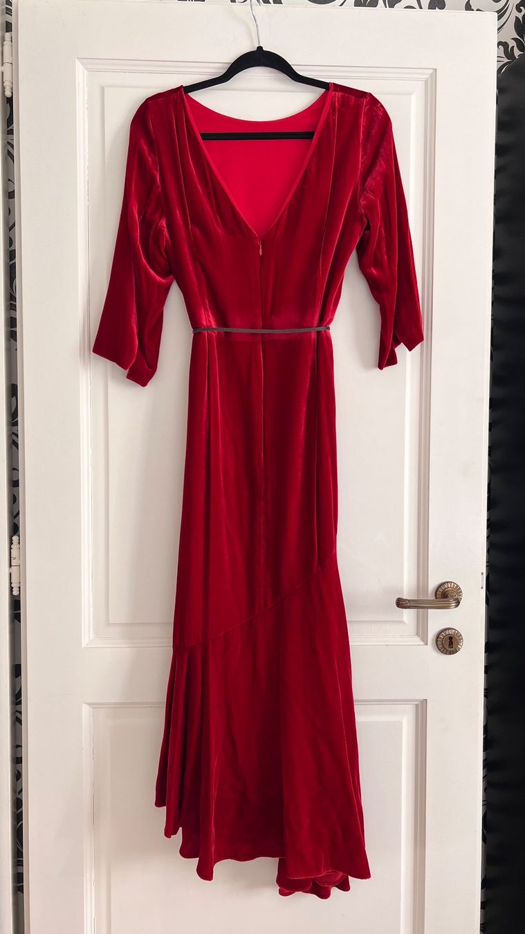 Vestiti: Red Velvet Dress – Usato da Corsier-sur-Vevey venduto da Kristina.Nova 1